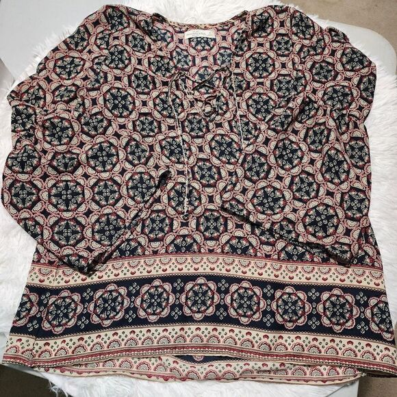 Abercrombie & Fitch V-Neck Bell Sleeve Top - Picture 4 of 11